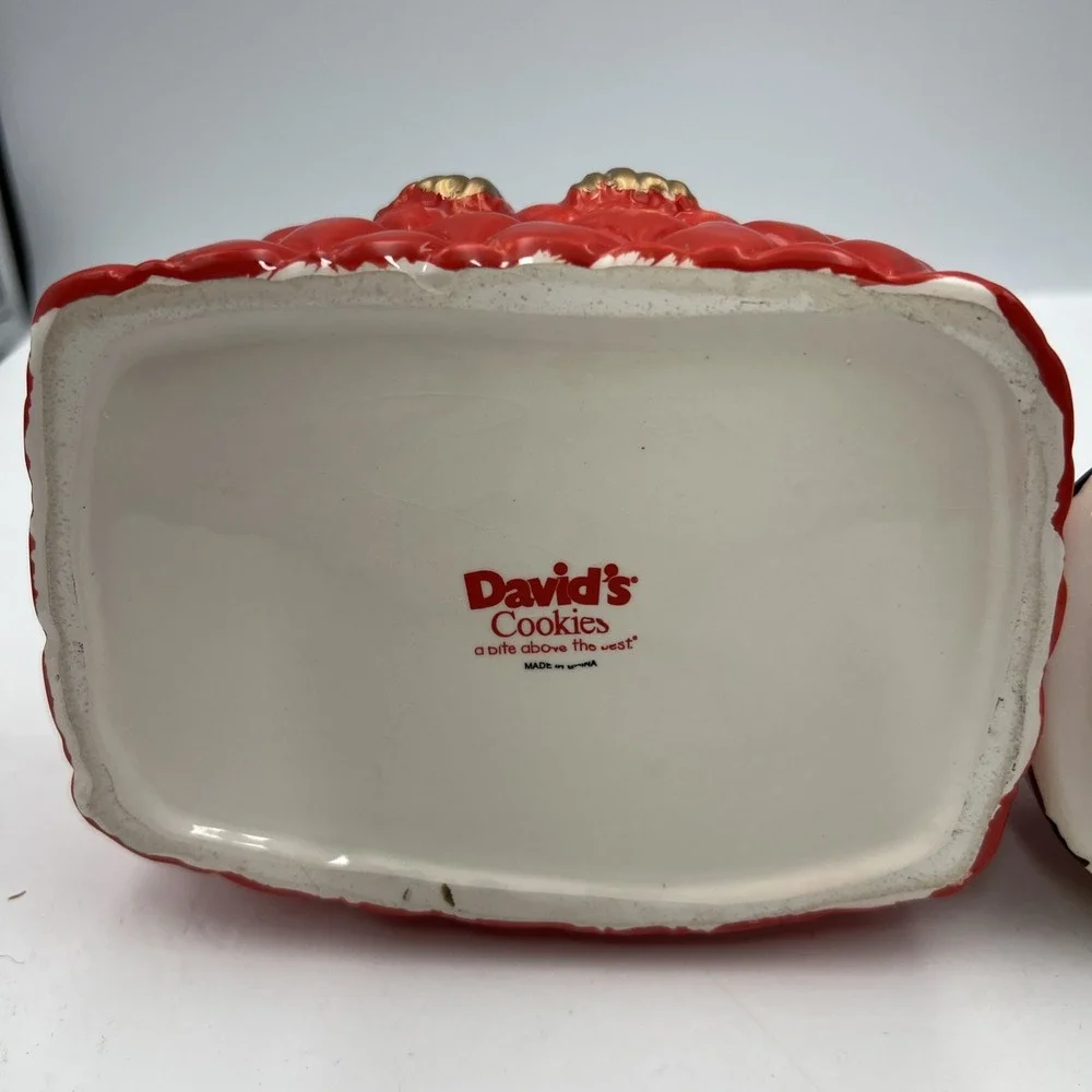 David's Cookies Mini Purse Cookie Jar Red, Black,‎ White, Gold 6 1/2